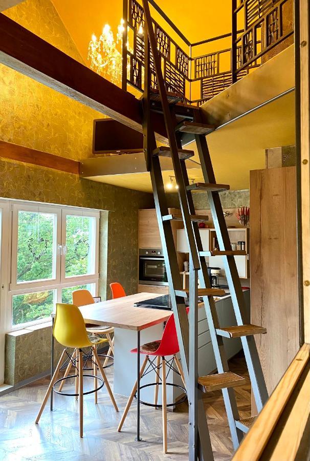 Hof Vierzehnender Im Hohen Venn - 70Qm Maisonette - 2 Schlafzimmer - Wohnkueche - Balkon Mit Grill - Monschau - Eifel - Hunde Willkommen - Islandpferde Εξωτερικό φωτογραφία